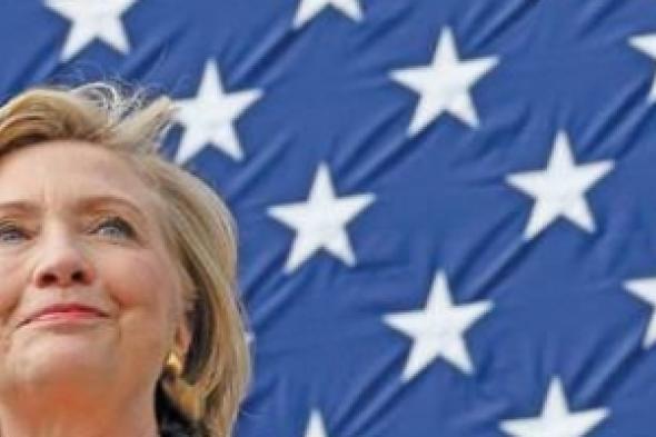 هيلاري كلينتون: سلطة للمرأة في عالم ذكوري