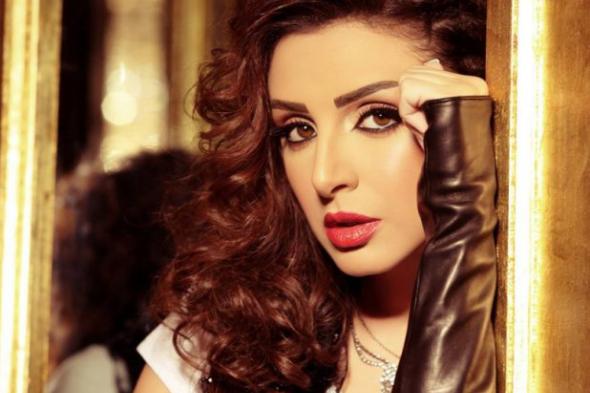 أنغام تغني تتر مسلسل "الكابوس"  لغادة عبد الرازق