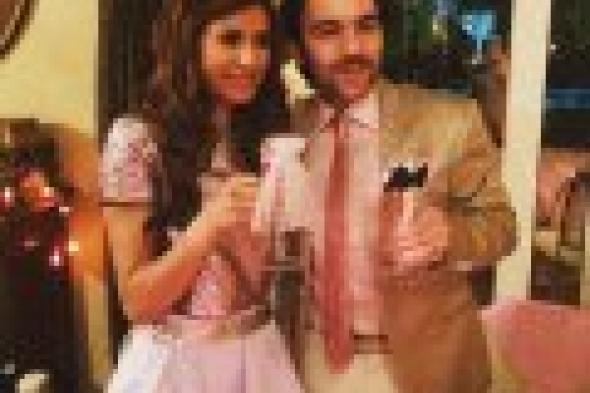 الصور الأولى من حفل عقد قران شريف رمزي والممثلة الشابة ريهام أيمن