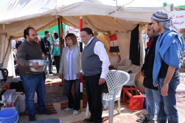 بالفيديو: عادل إمام ضد الحكومة في برومو "أستاذ ورئيس قسم"