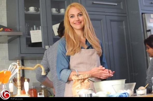 صورة- "السلطانة هويام" تحتفل بعيد الأم باستعراض حملها في ابنتها لارا