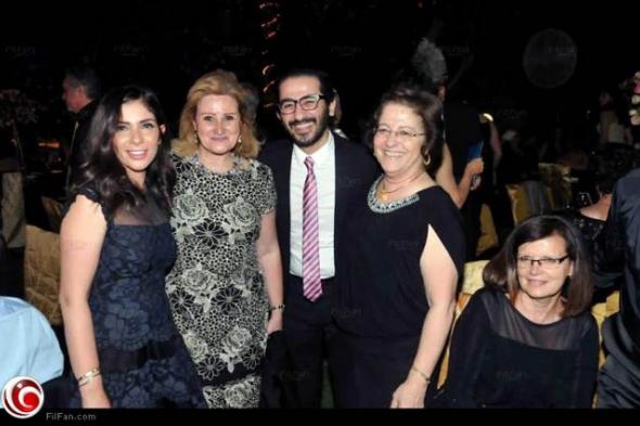 بالصور- أحمد حلمي ومنى زكي في حفل المدرسة الألمانية للراهبات