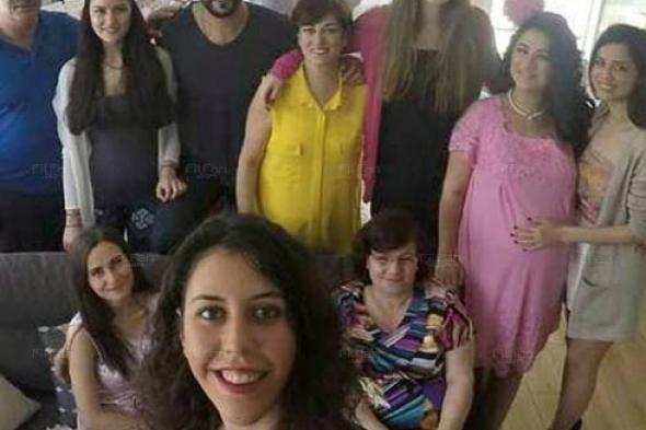 صورة- "بالي بيك" يجمع حبيبته بعائلته.. فهل الزواج قريب؟‎