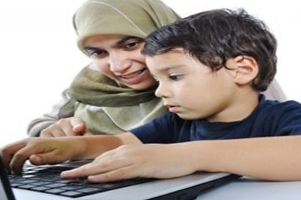 دراسة تكشف: المرأة الصعيدية اندمجت فى المجتمع باستخدامها للإنترنت..