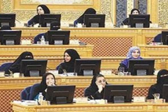المرأة السعودية تشارك للمرة الاولى مرشحة وناخبة  في الإنتخابات البلدية