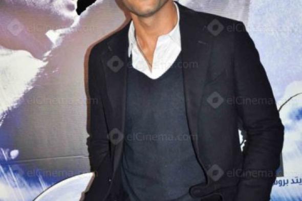 ​آسر ياسين في بولندا لتصوير "ألف ليلة وليلة"