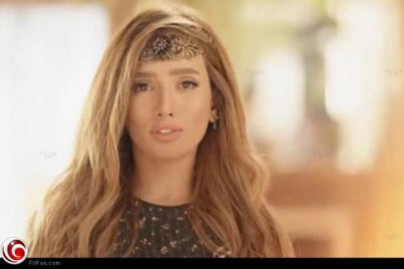 بالفيديو- هل تروي زينة أزمتها مع أحمد عز في "زواج بالإكراه"؟