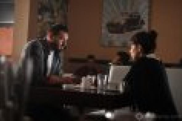 بالصور: عمرو يوسف مع "ظرف أسود" حتى منتصف رمضان