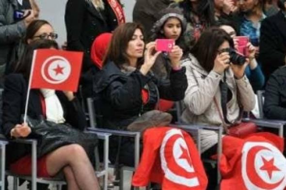 رغم الظروف والقوانين المشجعة على عملها.. المرأة التونسية الأكثر تضرّرًا من البطالة