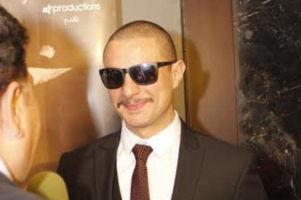 أحمد الفيشاوي يوقِّع عقد فيلم "على ما تفرج"