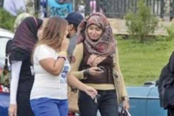 المرأة المصرية في عصر الانفلات مشتتة بين الانغلاق ... والانفتاح