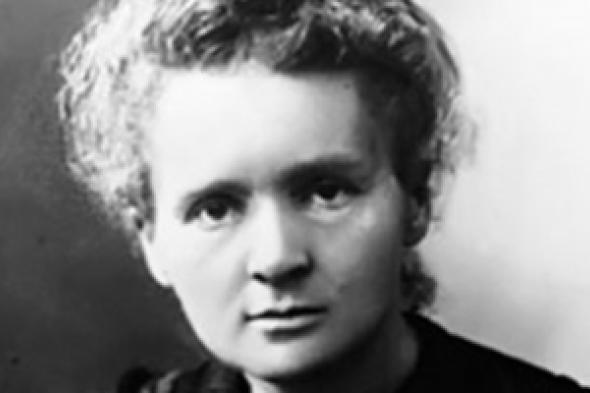 خمس نساء حصلن على جائزة «نوبل».. «ماري كوري» أول الفائزين في الفيزياء.. و«ماريا جوبرت» الثانية.. «سلمى لاجرلوف» و«جراتسيا ديليدا» و«سيغريد أوندست» حصلن عليها في «الأدب»