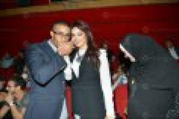 بالصور: محمد رمضان مع أسرته وصنَّاع "شد أجزاء" في العرض الخاص للفيلم