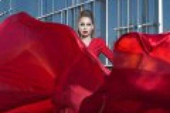 بالفيديو: آمال ماهر تطرح "مشاعري" باللغة العربية الفصحى