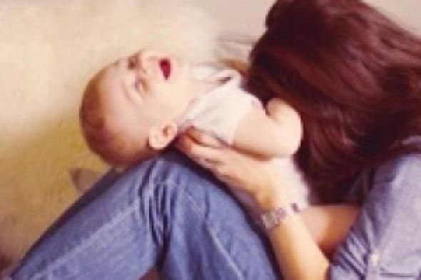 الأمهات العازبات في المغرب.. واقع يتفاقم