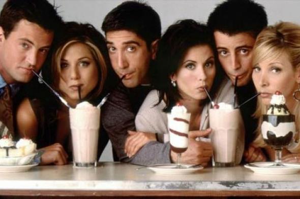 بالفيديو- مشهد محذوف من Friends يلقى رواجا على الإنترنت