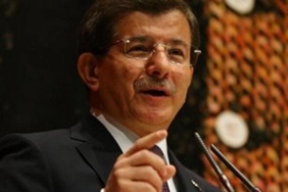 أوغلو: ابتسامة المرأة أفضل مؤشر لازدهار الاقتصاد