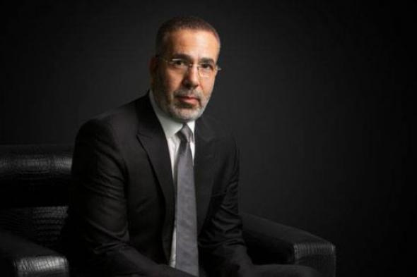 مدحت العدل يرثي شقيقه سامي بقصيدة "نمرة ع التليفون صاحبها مش موجود"