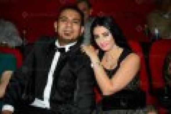 بالفيديو: محمود الليثي يغني لصافيناز "بونبوناية" في فيلم "عيال حريفة"