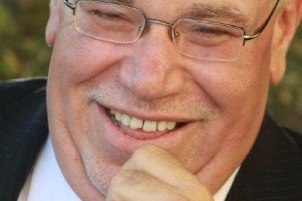 نقابة المهن التمثيلية توقف الفنان تميم عبده عن العمل