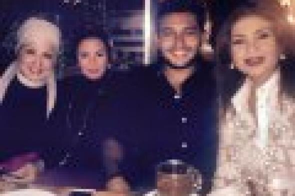 بالصور: نجل صابرين يحتفل بعيد ميلادها وسط صديقاتها