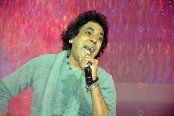 في عيد ميلاده، 10 أغاني توَّجت محمد منير ملكًا على مطربي العالم العربي