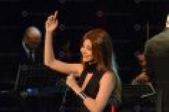 بالصور: نانسي عجرم تفتح فعاليات "المهرجان الدولي للأغنية" في اﻹسكندرية