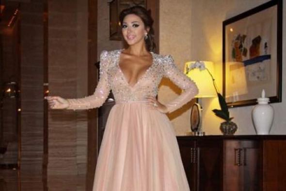 بالفيديو- الحمل لم يمنع ميريام فارس من الرقص!