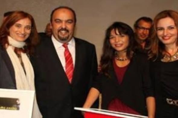 نساء عربيات مهاجرات يفزن  بـجائزتين في أوروبا