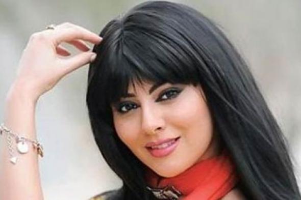 صورة- مريم حسين تسخر من إطلالتها في مهرجان دبي السينمائي