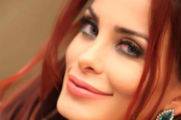 بالفيديو- دومينيك حوراني تسقط أثناء تزحلقها على الجليد