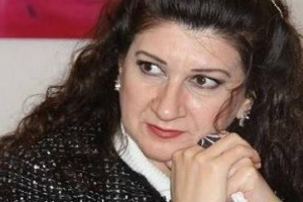 امرأة تستحق أن تكون