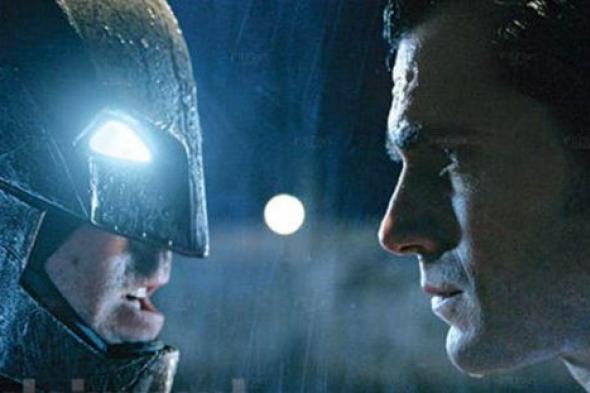 النقاد يفتحون النار على Batman v Superman: Dawn of Justice مبكرا