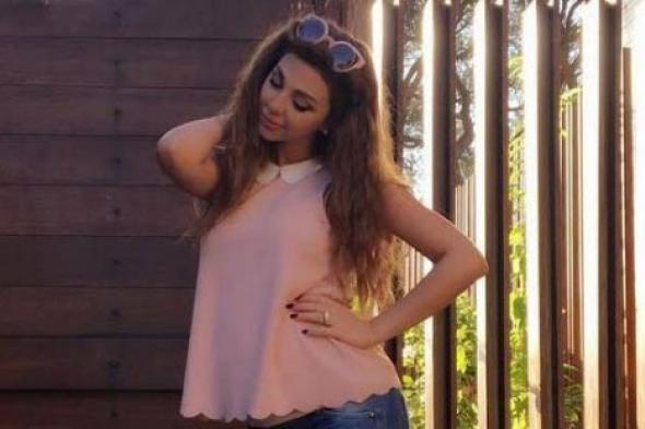 بالصور- "هوت شورت" ميريام فارس أكبر دليل على رشاقتها بعد الإنجاب