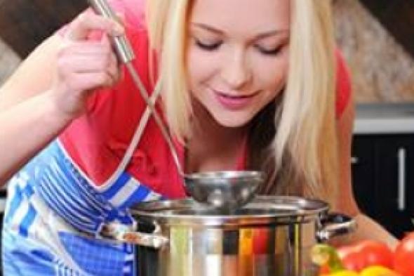 الإعلانات في المغرب تحصر المرأة في المنزل والأم المسؤولة