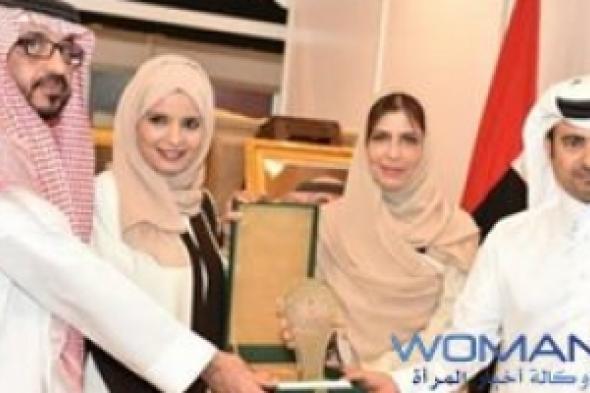 تكريم الإعلامية اليمنية لارا الظراسي في أبو ظبي