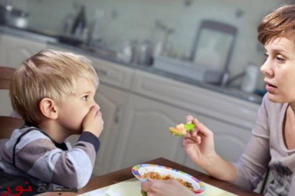 10 نصائح إذا امتنع طفلك عن الأكل