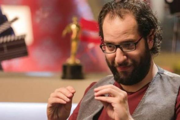 أحمد أمين يرد بالفيديو على قراء "في الفن" عبر هاشتاج ‪#‎ASKAhmedAmin‬ اليوم