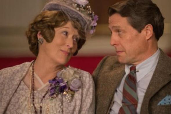 في الصيف لازم ميريل ستريب..  فيلم Florence Foster Jenkins ينصحك:  كن أنت نفسك حتى لو الجميع ضدك