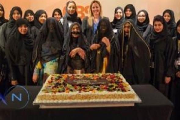 الاتحاد للطيران تحتفي بيوم المرأة الإماراتية