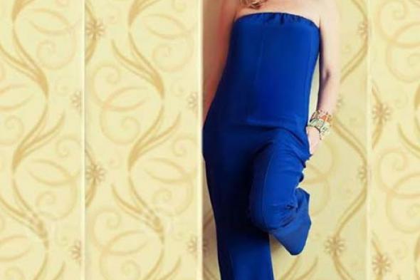 شيرين رضا تنشر صورة لوالدتها توضح الشبه الكبير بينهما
