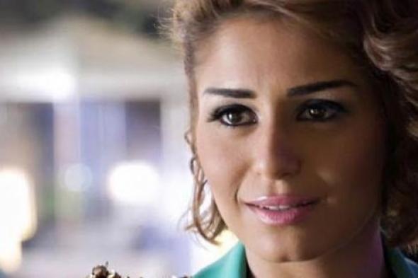 بالفيديو- منة فضالي: ارتبطت بأربعة رجال في وقت واحد!