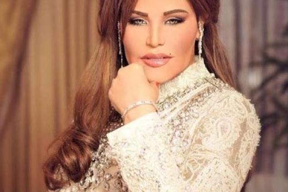 أحلام تدعوا لوالدة أيتن عامر وتطمئن عليها