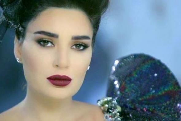 سيرين عبد النور تنشر صورة برفقة اشقائها في طفولتهم