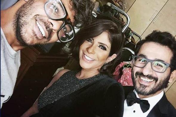 صورة- إطلالة منى زكي وأحمد حلمي بالأسود في افتتاح مهرجان القاهرة 38