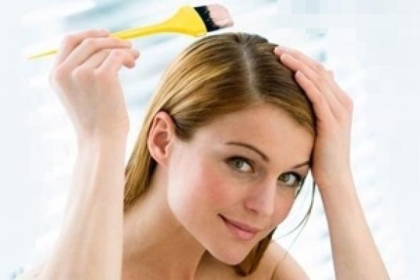 صبغ الشعر في المنزل توفير للوقت والمال بشروط