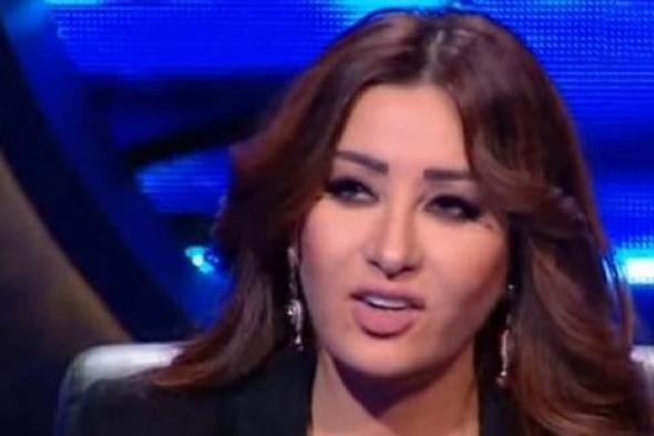 لطيفة تعليقا على رحيل زبيدة ثروت وأحمد راتب: شاركونا أحاسيسنا ووجداننا