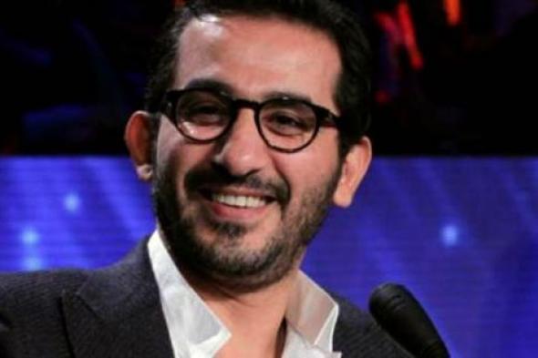 بالفيديو- أحمد حلمي يكشف عن سر في  أغنية " فيها حاجة حلوة"