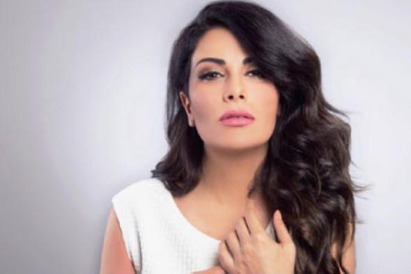 بالفيديو- صبا مبارك تسخر من الجنون بالأزياء