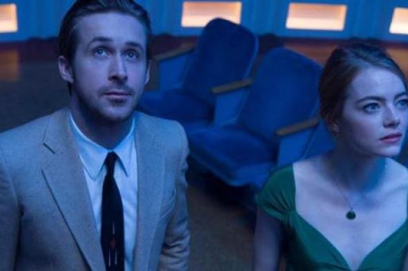 جولدن جلوب 2017- الفيلم الموسيقي La La Land  يحصل على 7 من 7.. وإيما ستون أفضل ممثلة